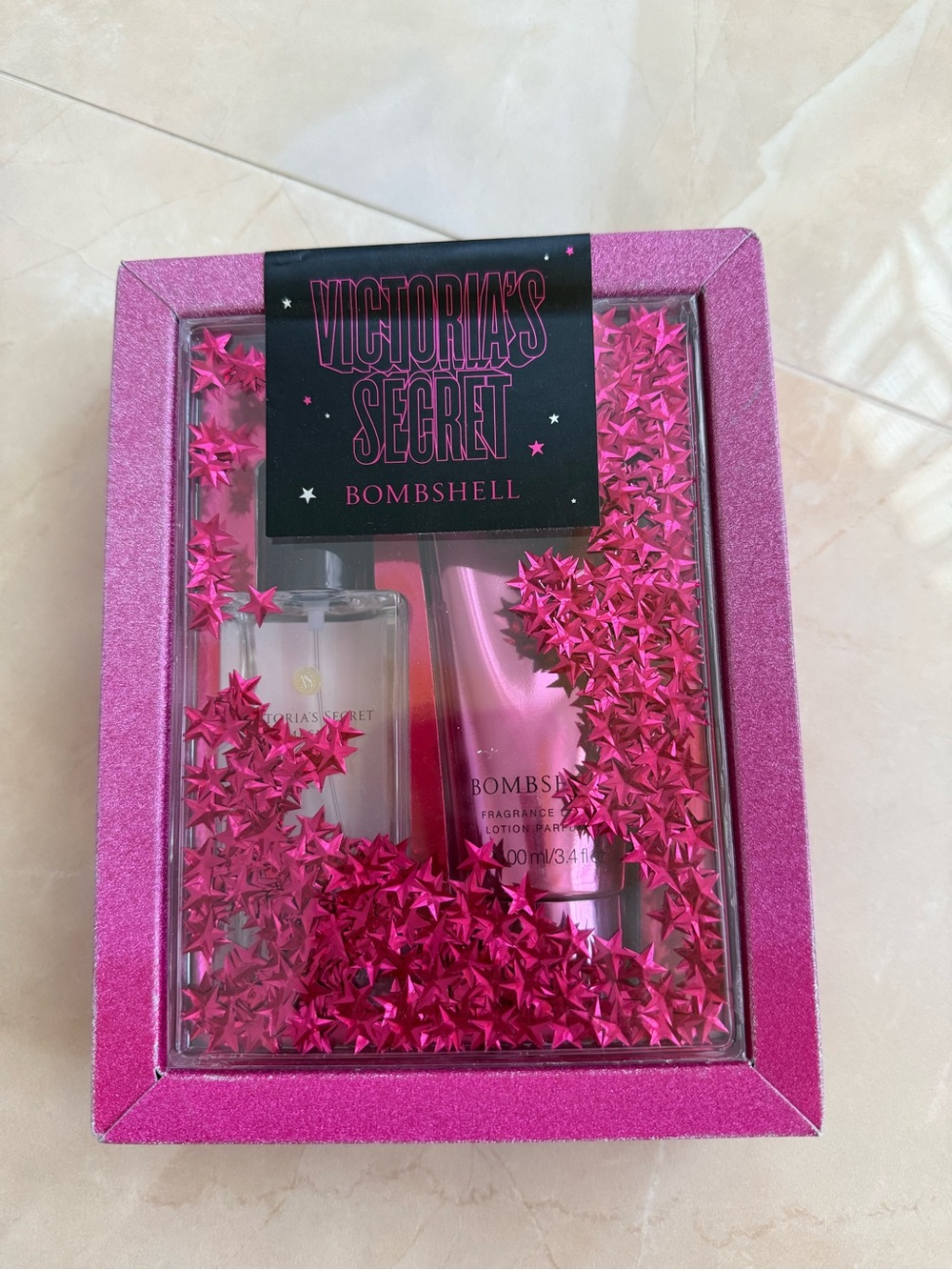 VICTORIA'S SECRET
BOMBSHELL
MIST & LOTION